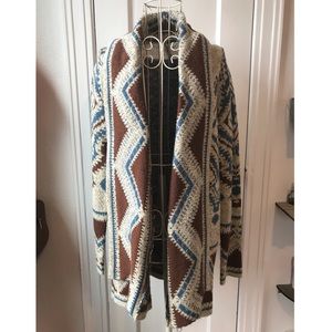 Tribal Print Woman’s Cardigan